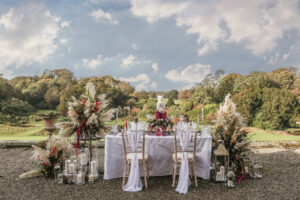 outdoor wedding breakfast table